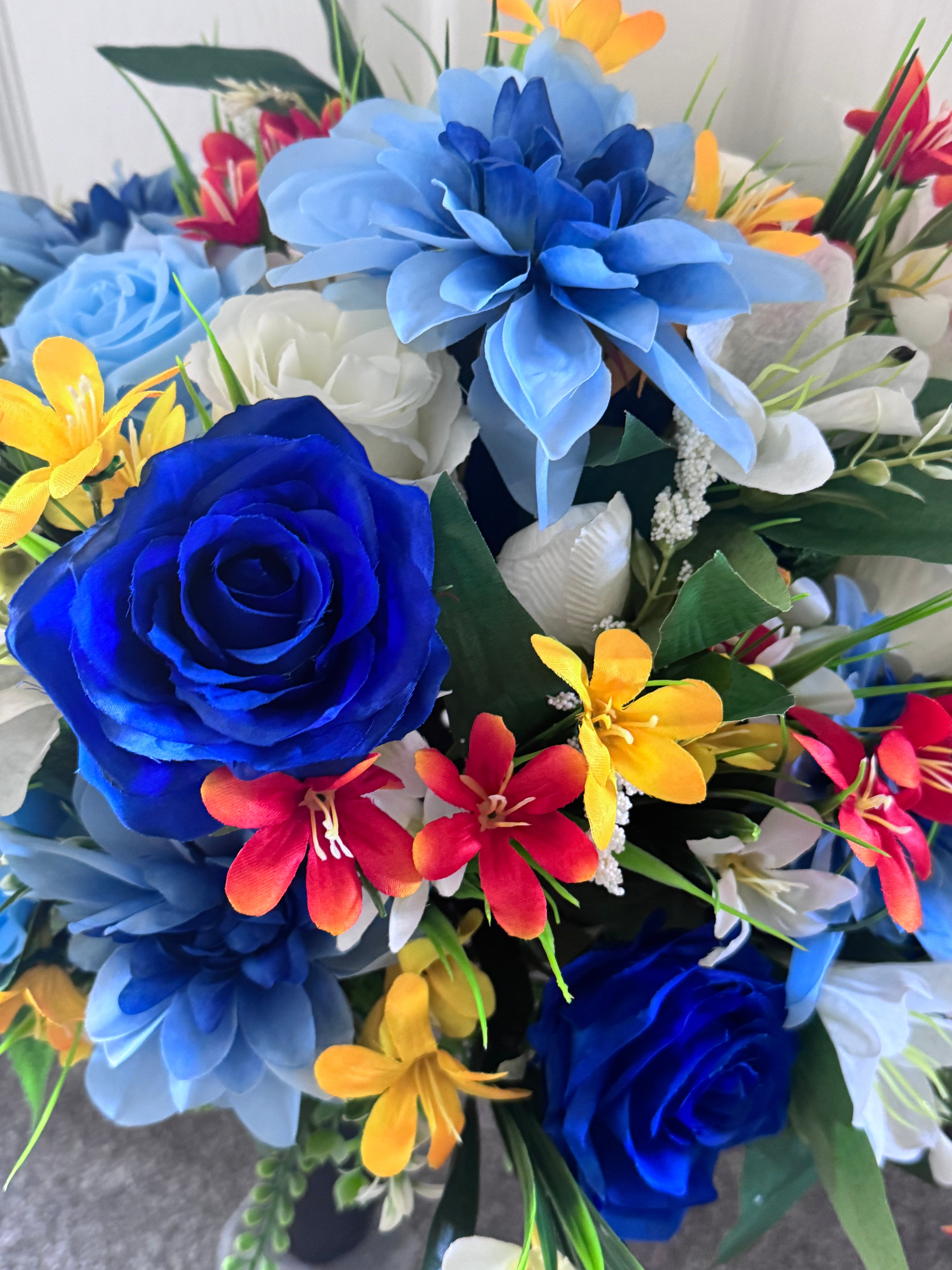 Blue dahlias and rose large grave spike artificial