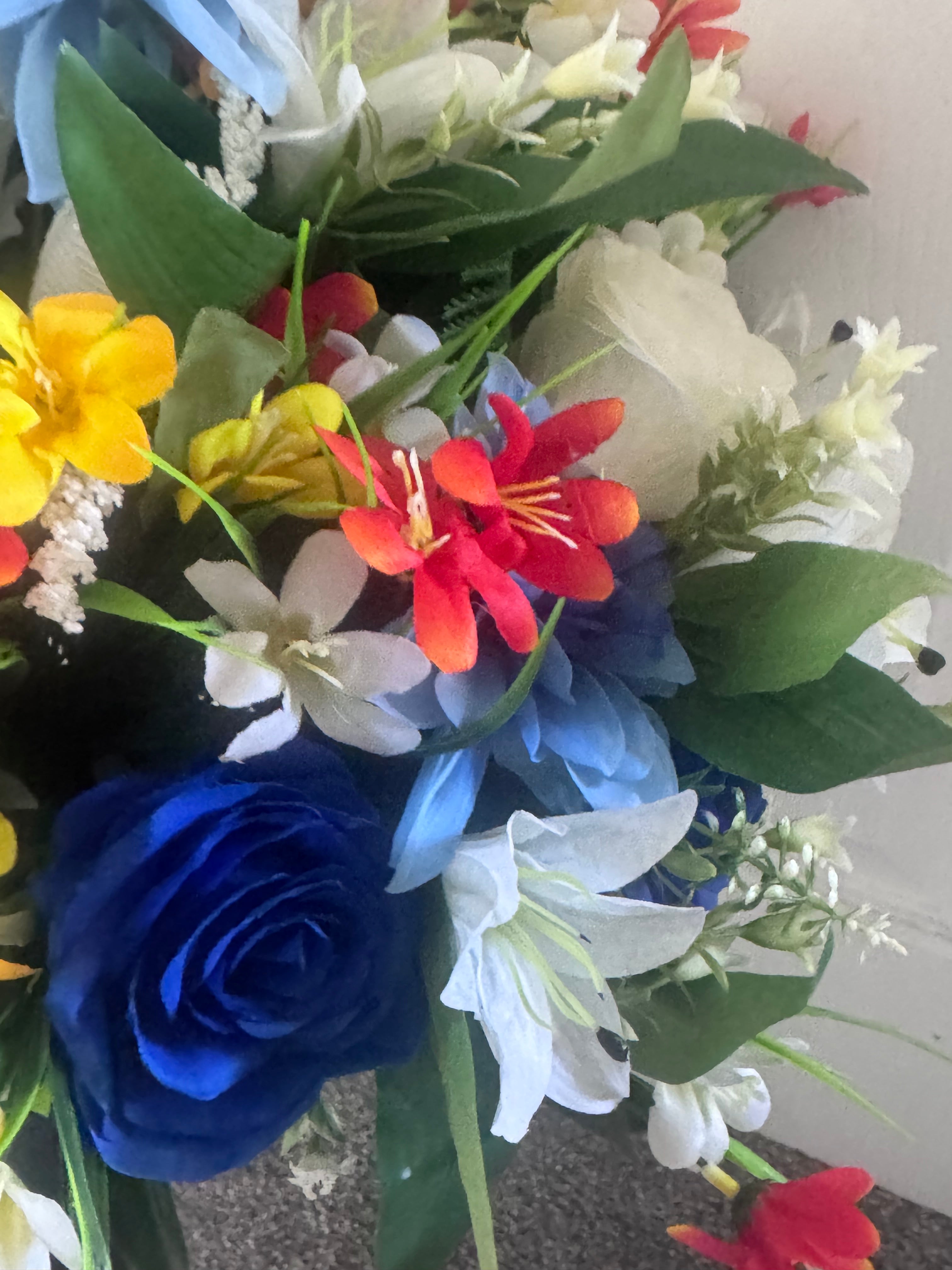 Blue dahlias and rose large grave spike artificial