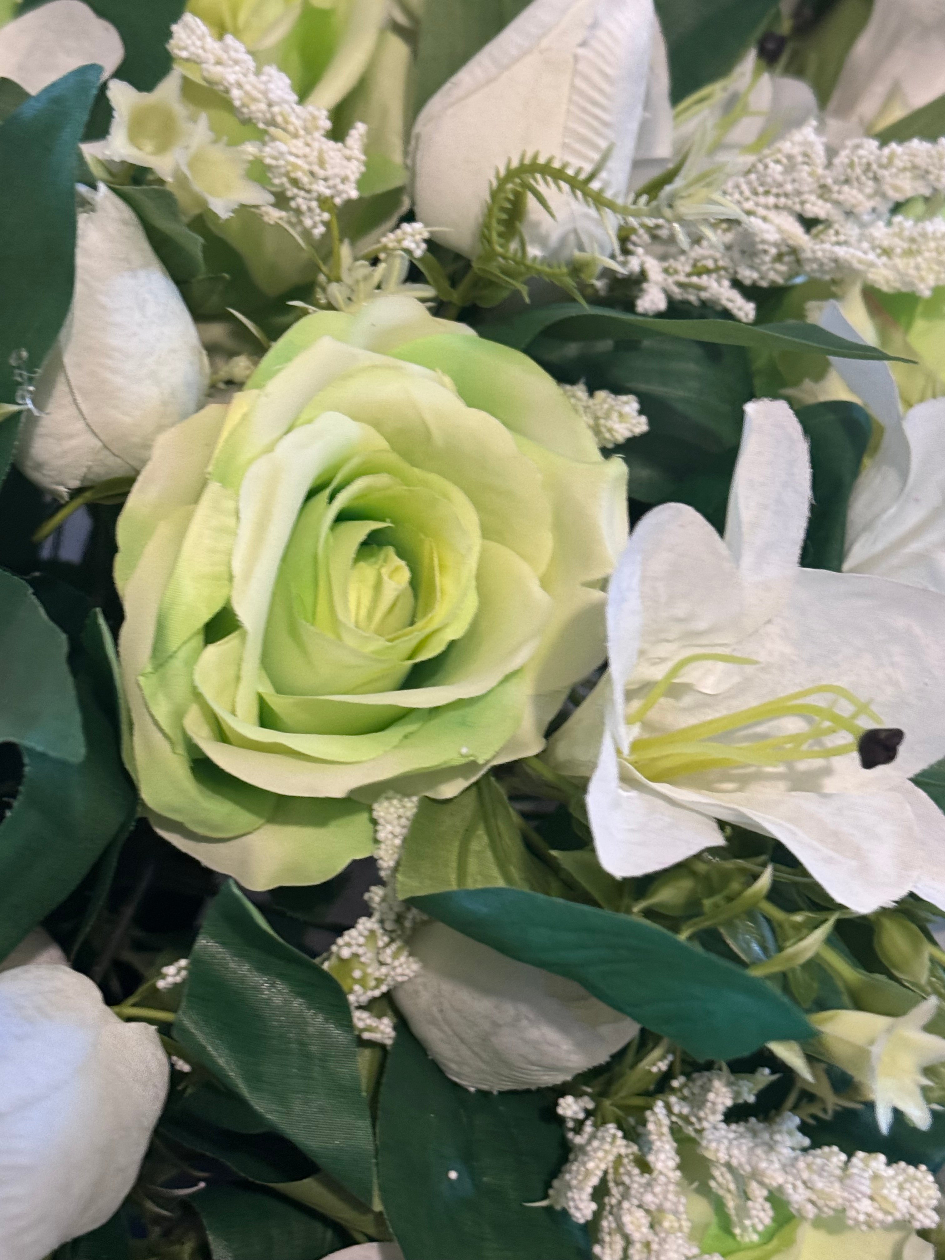 Grave spike bouquet