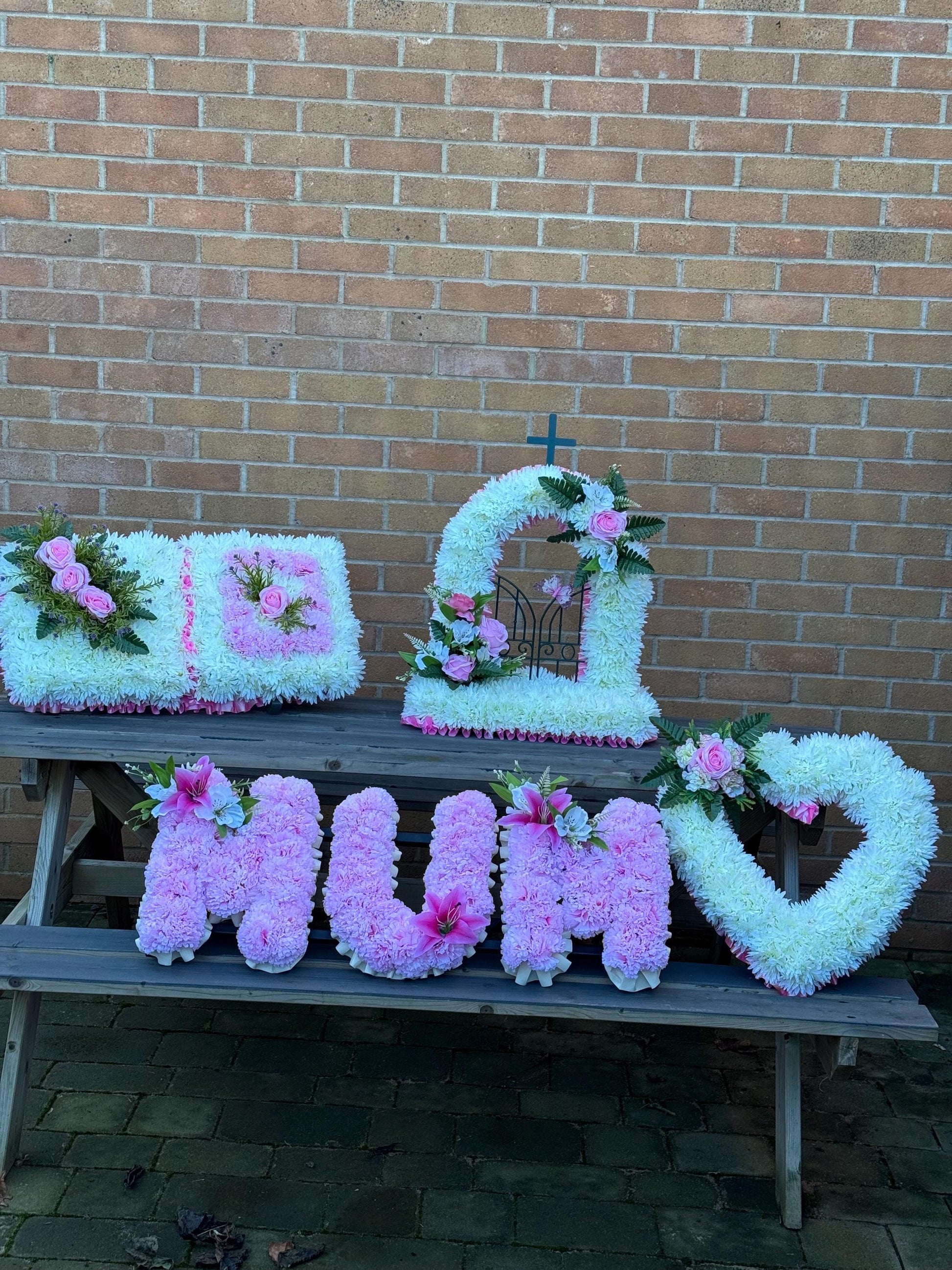 MUM Artificial Funeral Tribute Wreath Silk Grave Memorial Flowers Letters or ANY 3 Letter Name.