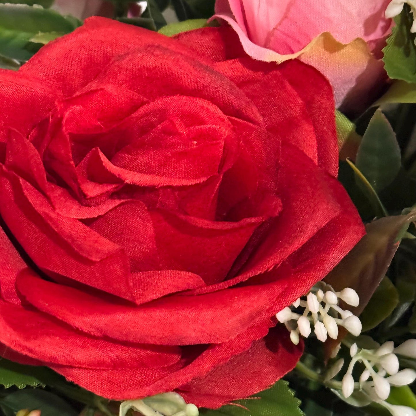 20 INCH (51cm) Red rose with pink/ivory rose buds pink/ivory blossoms