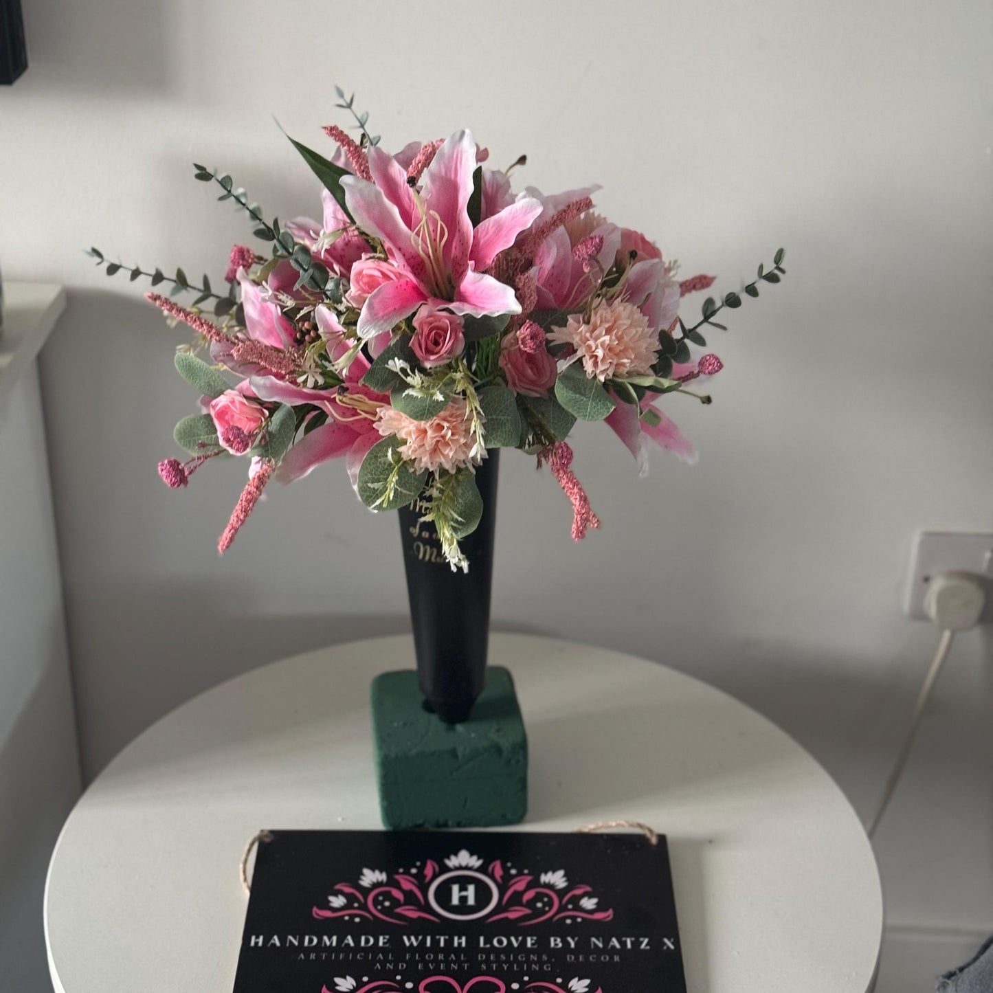 In Loving Memory Artificial Grave Spikes with pink Lillys. Ideal gift for a heavenly mothersday/ MUM/Nan/wife/gran and more