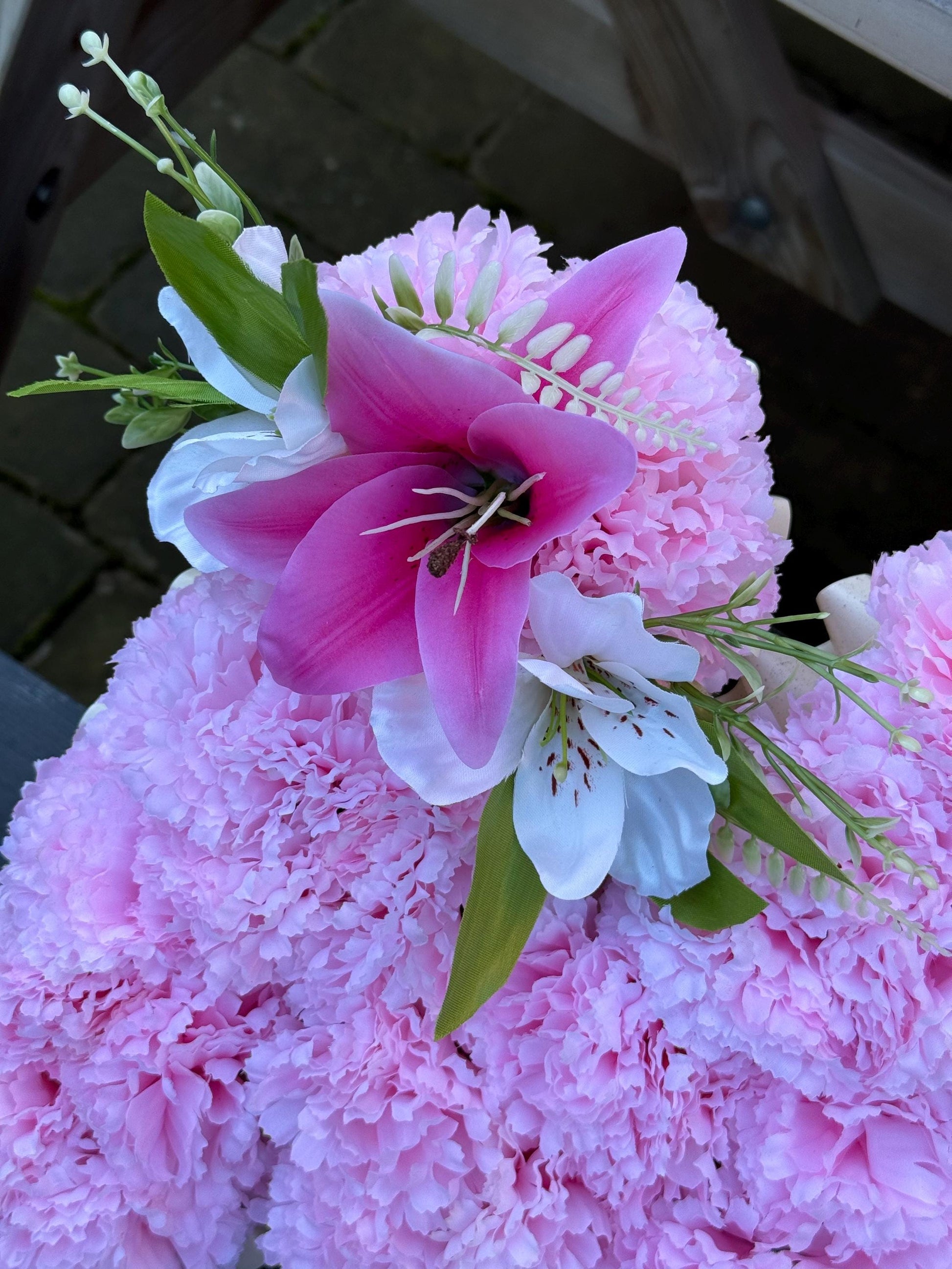 MUM Artificial Funeral Tribute Wreath Silk Grave Memorial Flowers Letters or ANY 3 Letter Name.