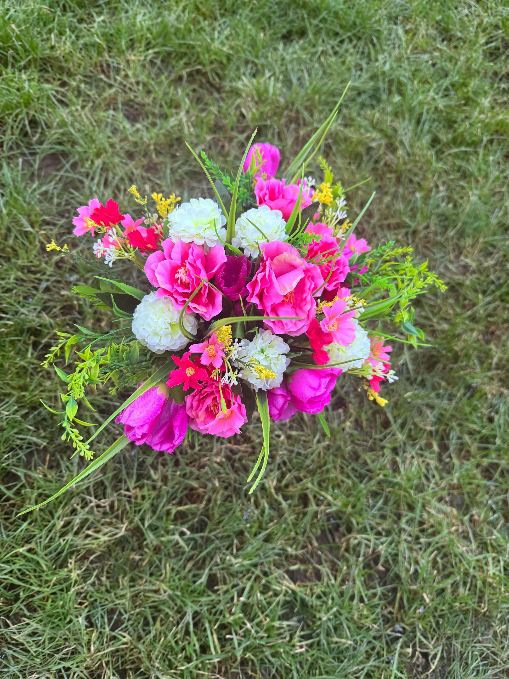 In Loving Memory Artificial Grave Spikes