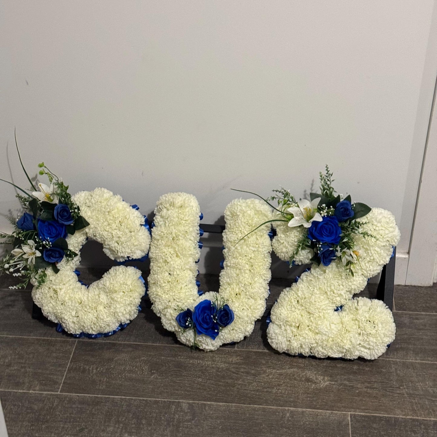 CUZ Artificial Funeral Tribute Wreath Silk Grave Memorial Flowers Letters or ANY 3 Letter Name.